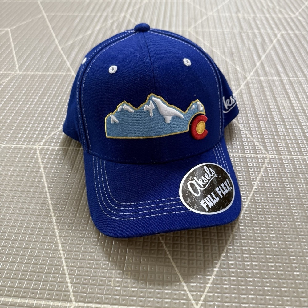 NEW Colorado Aksels Full Flex Hat Blue W/‎ Mountains Size S/M